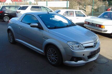 Opel Tigra 157.000 km 2.300 &euro; Gotha OT Siebleben 99867