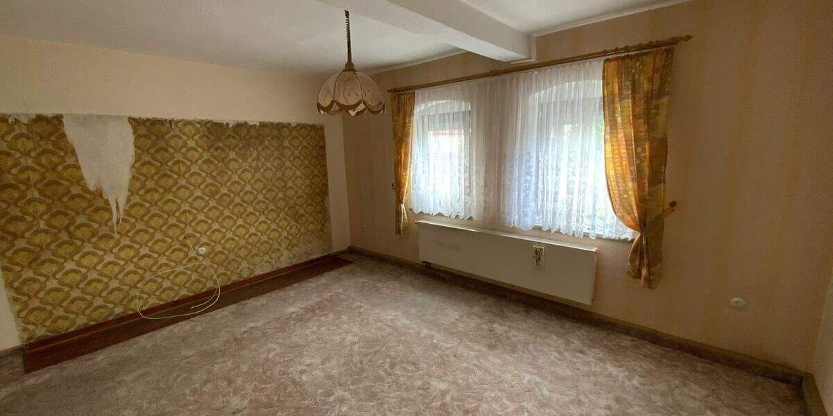 Einfamilienhaus Grabfeld Nordheim - 5 Zimmer, 100 m&sup2;, 85.000&euro; | Angebot:25730490