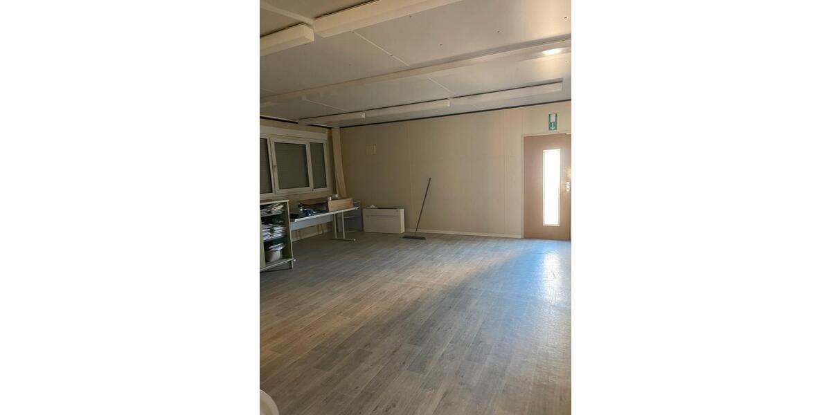 Gewerbeobjekt Bad Dürrenberg - 1.450&euro; | Angebot:26342325
