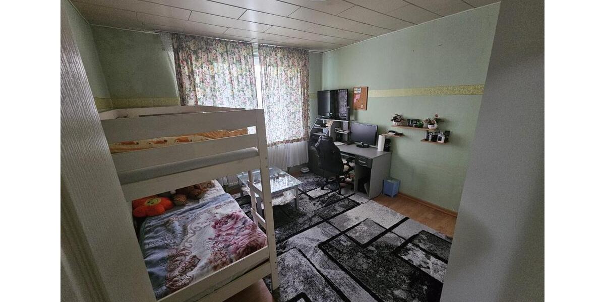 ** Große 4-Zimmer-Eigentumswohnung in Altwarmbüchen ** 4 zimmer