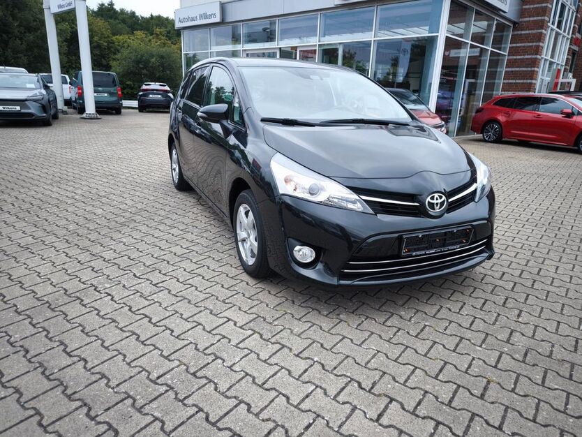 Toyota Verso 99.000 km 16.900 € Lohne 49393