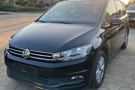 VW Touran 210.000 km 11.500 &euro; Stelle 21435