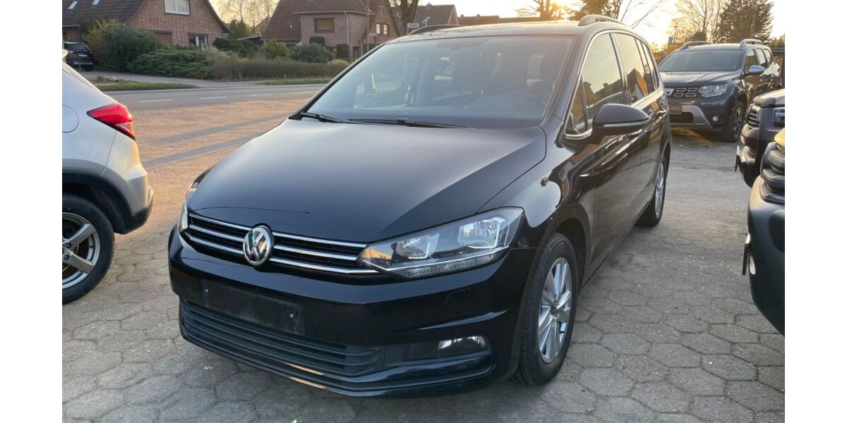 VW Touran 210.000 km 11.500 &euro; Stelle 21435