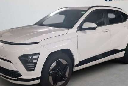 Hyundai KONA 1.150 km 35.180 &euro; München 81825