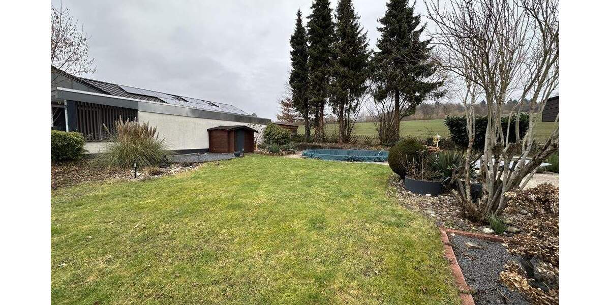 Einfamilienhaus Neuwied / Oberbieber Oberbieber - 6 Zimmer, 218 m&sup2;, 1.850&euro; | Angebot:25276016