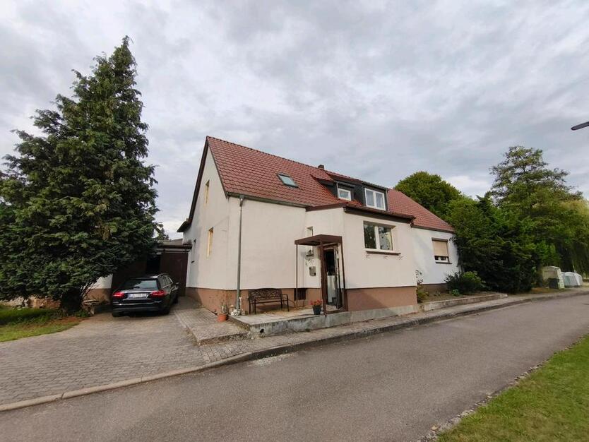 Einfamilienhaus in Hohenziatz zimmer