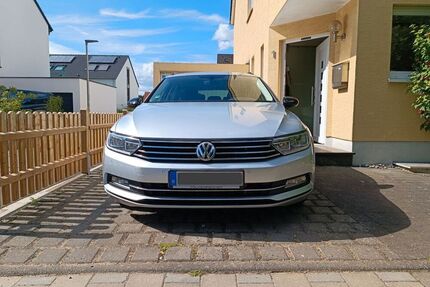 VW Passat Variant