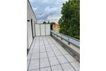 Große 3 Zimmer Wohnung - mit Dachterrasse