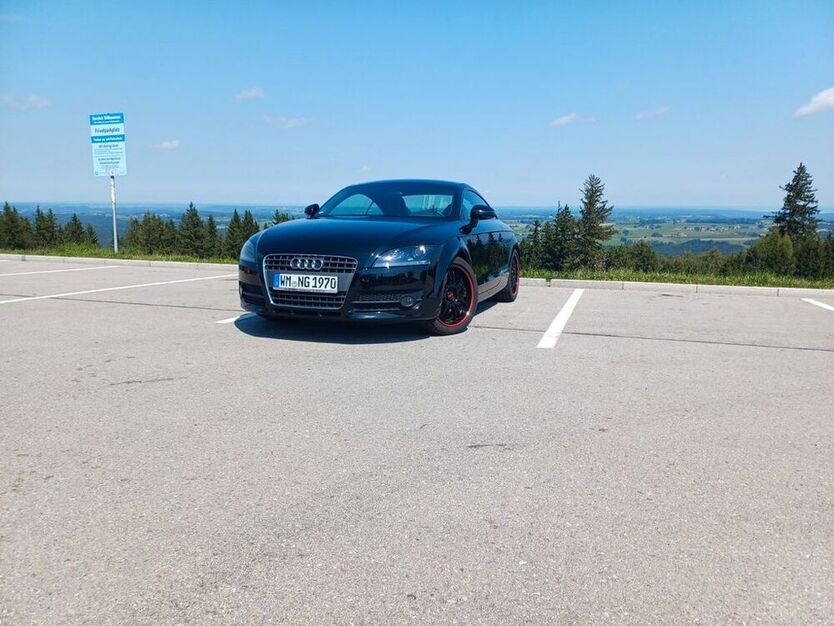 TT