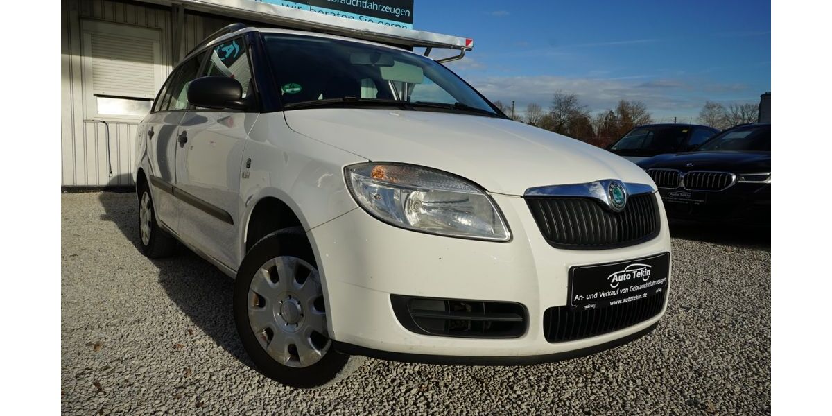 Skoda Fabia 194.697 km 2.490 &euro; München 81829