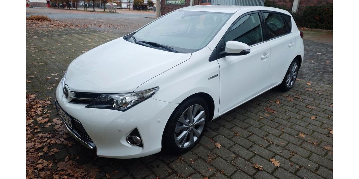 Toyota Auris 114.150 km 11.500 &euro; Neumünster 24539