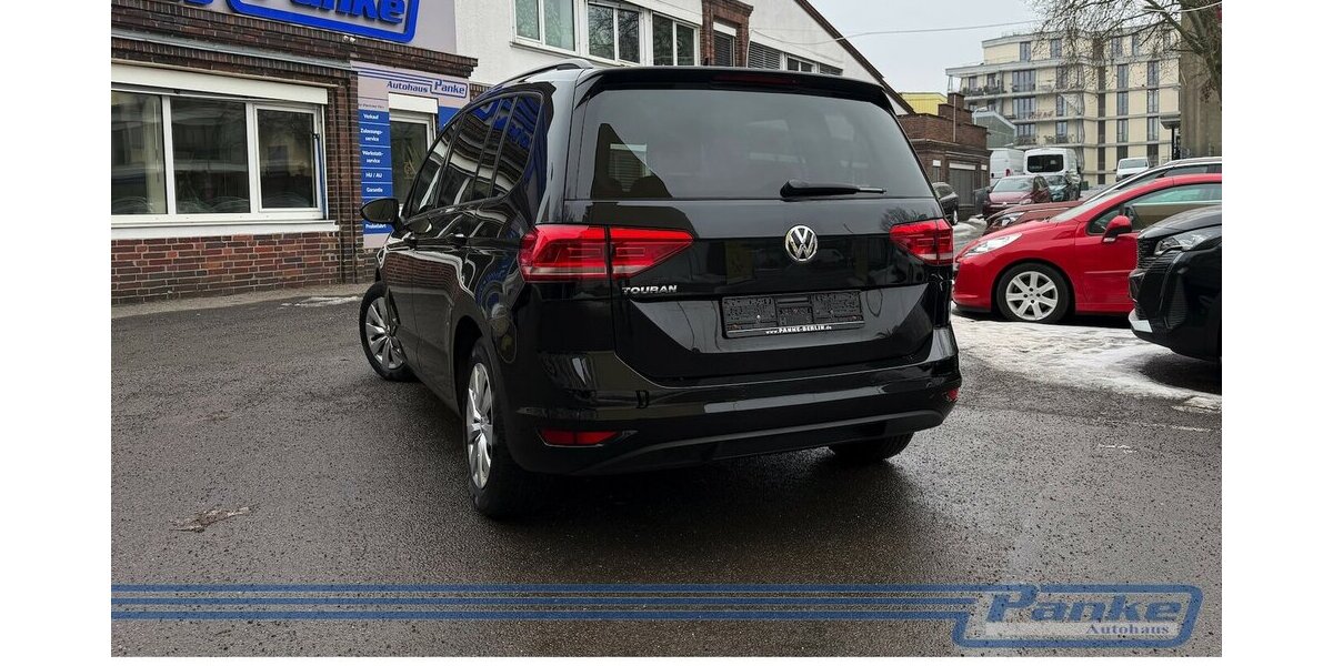 VW Touran Comfortl.DSG BT110 TSI*7Sitz*NAV*ACC*PDC* 40.678 km 22.990 &euro; Berlin 13187