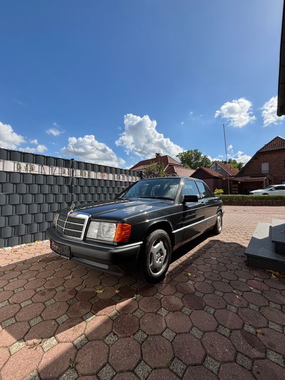 Mercedes-Benz 190 157.828 km 3.500 € Rosendahl 48720