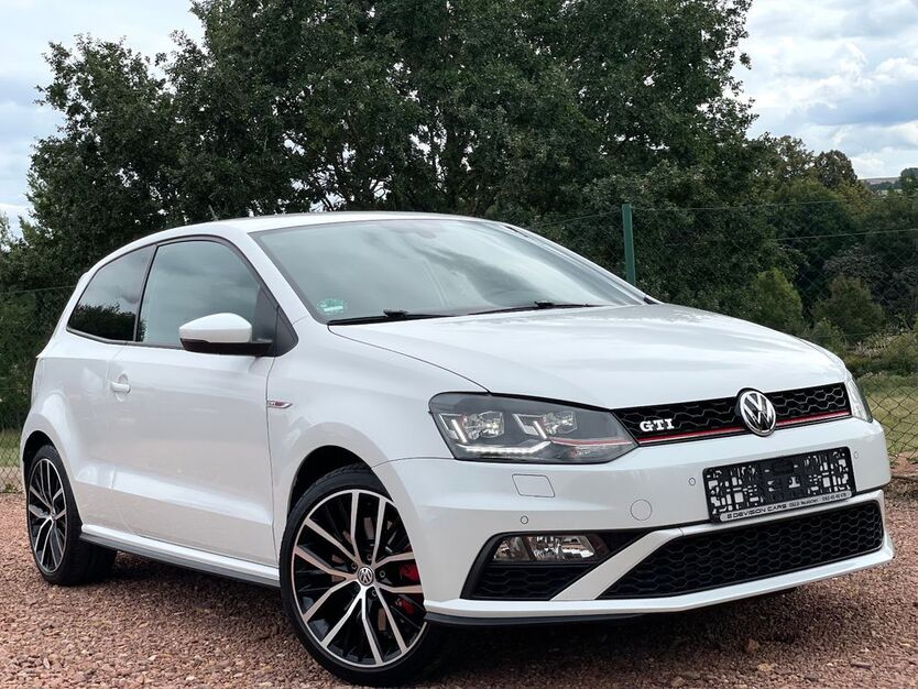 VW Polo 43.580 km 15.890 € Neukirchen 09221