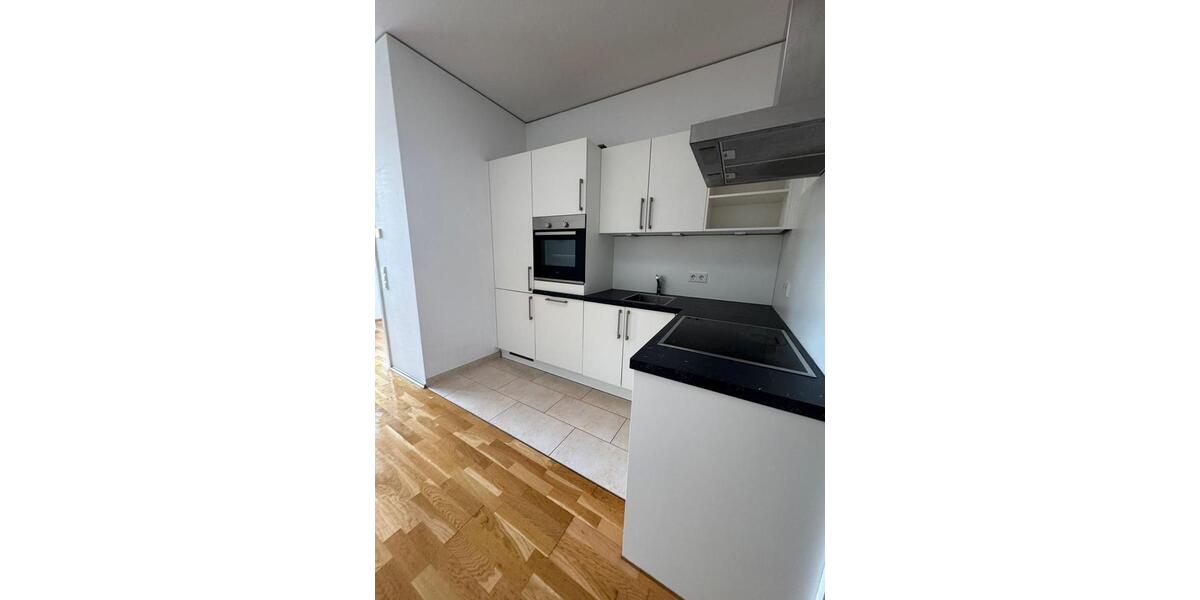Einfamilienhaus Hanau - 2 Zimmer, 42 m&sup2;, 608&euro; | Angebot:24800005