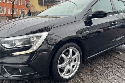 Renault Megane 77.200 km 8.999 &euro; Berlin - Tempelhof 12107