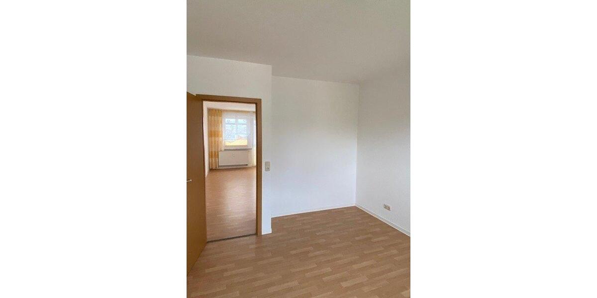Etagenwohnung Markneukirchen - 3 Zimmer, 60 m&sup2;, 325&euro; | Angebot:26349623