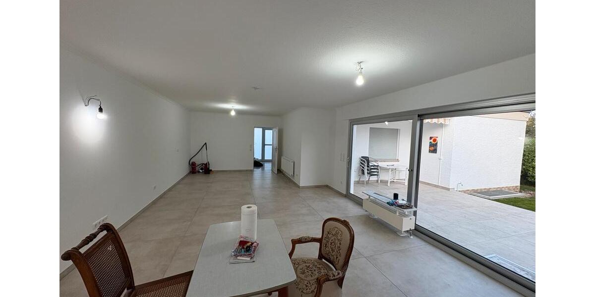 Bungalow Darmstadt Arheilgen - 3 Zimmer, 105 m&sup2;, 1.900&euro; | Angebot:24717808