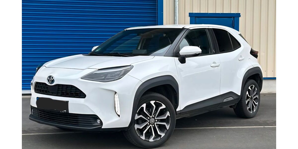 Toyota Yaris Cross 273.000 km 15.000 &euro; Minden 32423