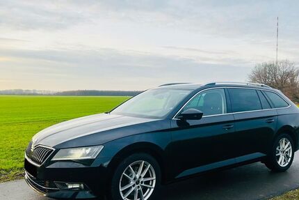 Skoda Superb 154.700 km 17.900 &euro; Rostock 18147