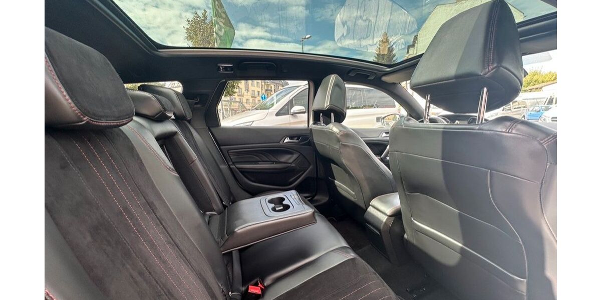 Peugeot 308 162.000 km 7.888 &euro; Berlin 13127