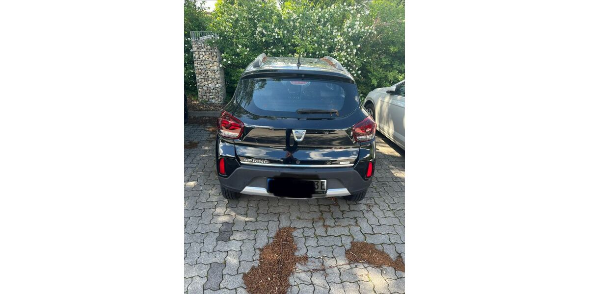 Dacia Spring 15.300 km 9.900 &euro; Hamburg 22767