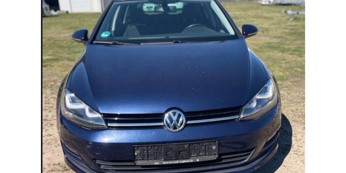 VW Golf 131.000 km 8.990 € Himmelstadt 97267