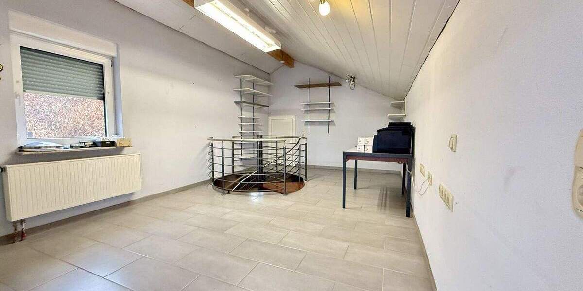 Einfamilienhaus Betzdorf - 7 Zimmer, 268 m&sup2;, 449.000&euro; | Angebot:25263467