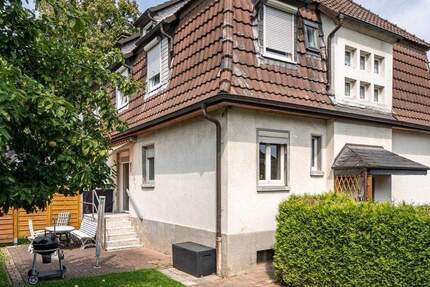 Schon in vielen Punkten renoviert - Doppelhaushälfte (Einfamilienhaus) mitten in Bruchhausen! 5 zimmer