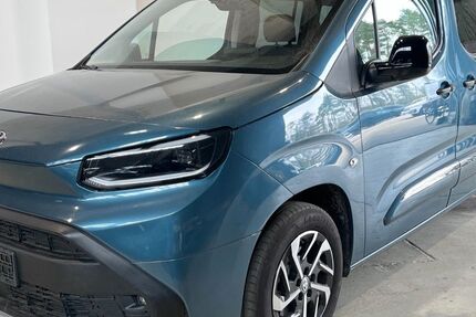 Toyota Proace (Verso) 1.243 km 26.000 &euro; Potsdam-Drewitz b.Berlin 14478