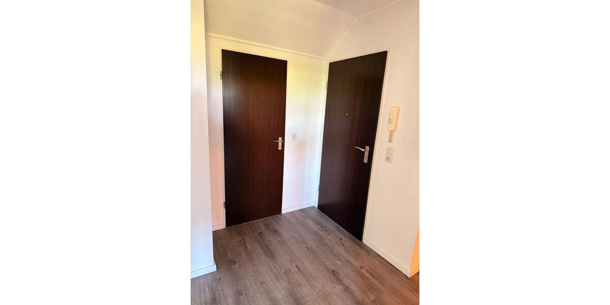 Dachgeschoßwohnung Ratingen - 2 Zimmer, 57 m&sup2;, 209.000&euro; | Angebot:26373847