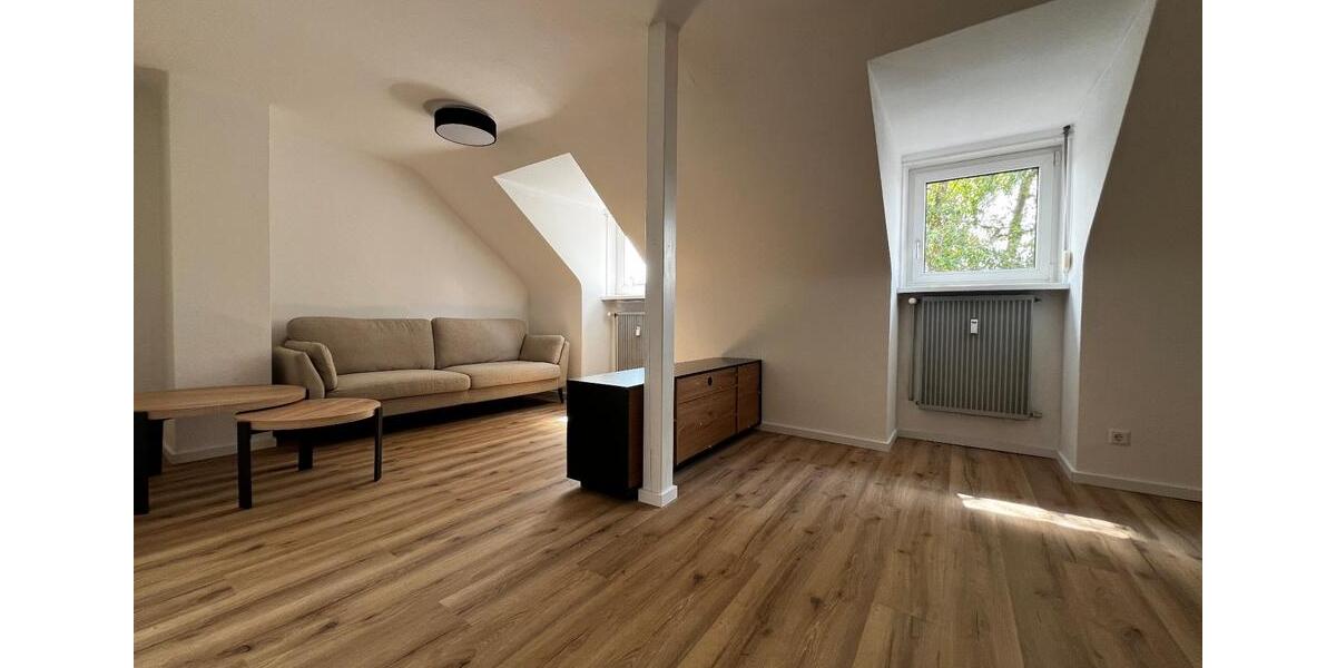 Dachgeschoßwohnung Backnang - 2.5 Zimmer, 55 m&sup2;, 800&euro; | Angebot:25432150