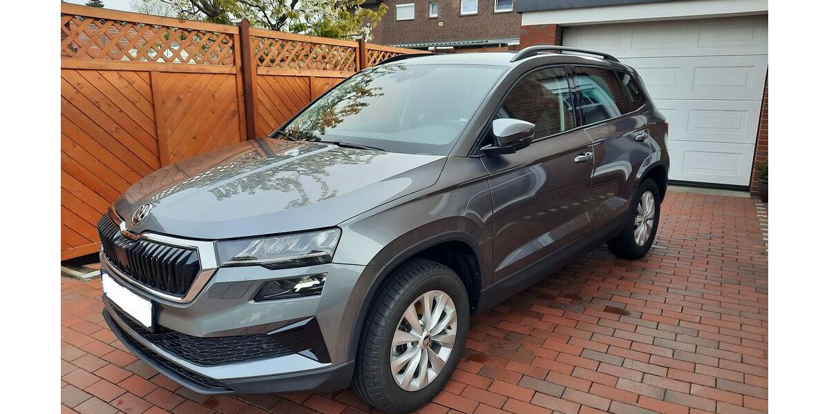 Skoda Karoq 9.180 km 27.999 &euro; Schortens 26419