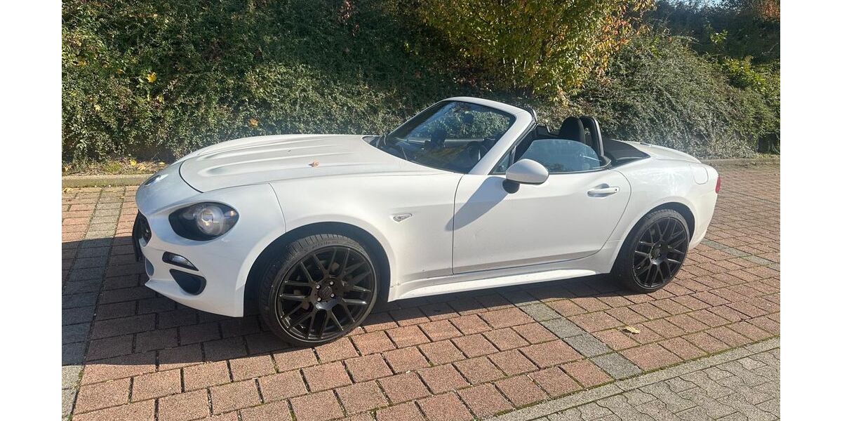 Fiat 124 Spider 35.000 km 16.700 &euro; Vaihingen Enz 71665
