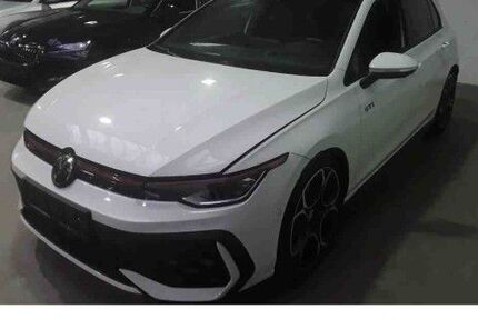 VW Golf 15.633 km 37.760 &euro; Hünfeld 36088