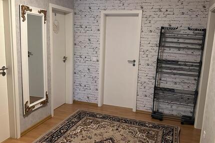 5-Zimmer Wohnung im Zweifamilienhaus, Stadtzentral 5 zimmer