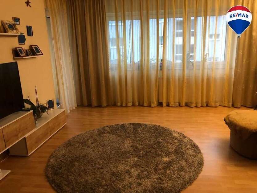 Wohnung zum Kaufen in Stolzenau 109.000 € 90 m²