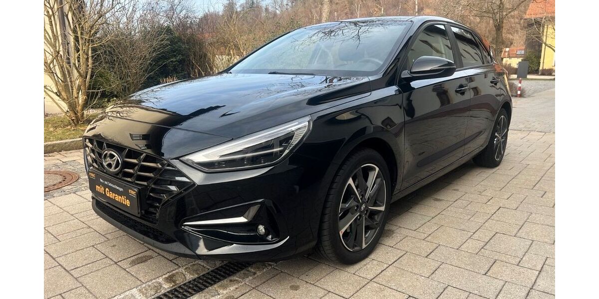 Hyundai i30 153.000 km 12.300 &euro; Altenmarkt an der Alz 83352