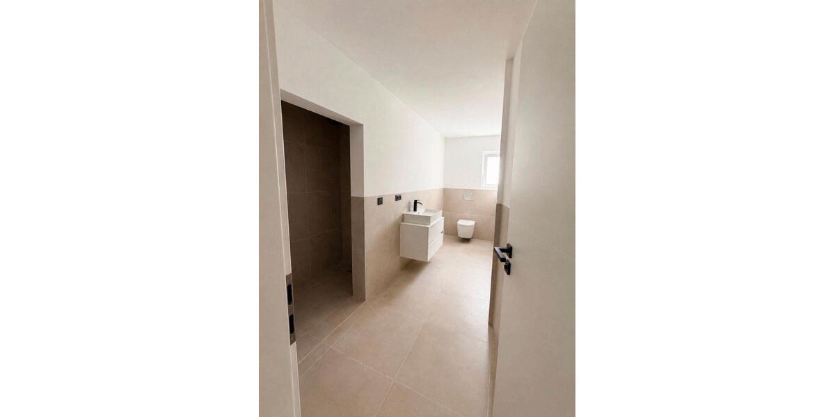 Etagenwohnung Lauf an der Pegnitz - 4 Zimmer, 84 m&sup2;, 264.000&euro; | Angebot:27160875