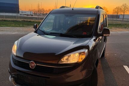 Fiat Doblo 97.500 km 10.300 &euro; Grevenbroich 41516