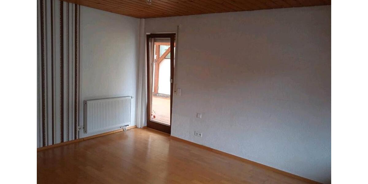 Mehrfamilienhaus, Wohnhaus Malterdingen - 8 Zimmer, 220 m&sup2;, 450.000&euro; | Angebot:26087156