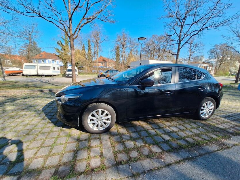 Mazda 3 80.000 km 14.400 € München 80339