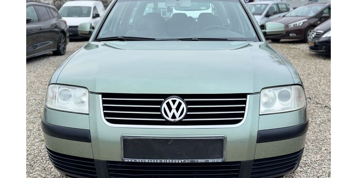 VW Passat 199.500 km 2.650 &euro; Paderborn 33106