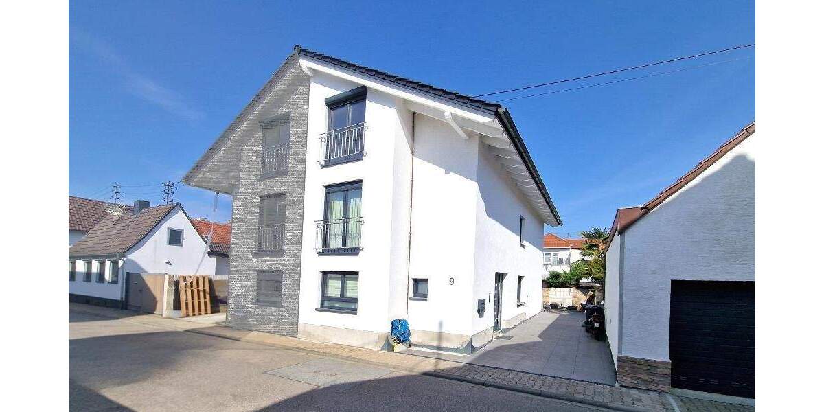 Neuwertige Doppelhaushälfte mit Ausbaureserve in ruhiger Wohnlage - Doppelhaushälfte Maxdorf | Angebot:26086593