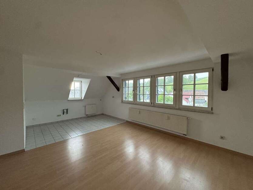 Wohnung zum Mieten in Mülsen 280 € 41.04 m²