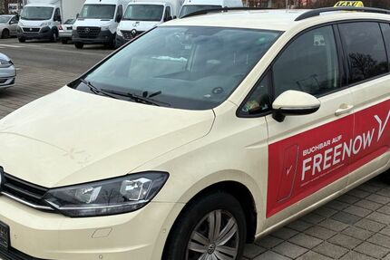 VW Touran 360.000 km 4.900 &euro; München 81677