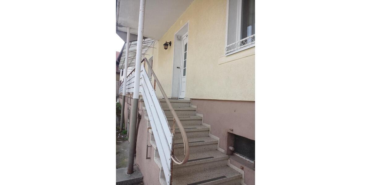 Mehrfamilienhaus, Wohnhaus Karsbach - 10 Zimmer, 210 m&sup2;, 270.000&euro; | Angebot:24627026