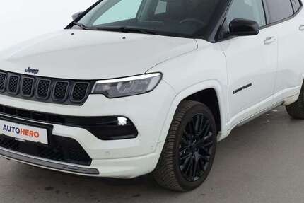 Jeep Compass 28.545 km 23.890 &euro; Frankfurt am Main 65936