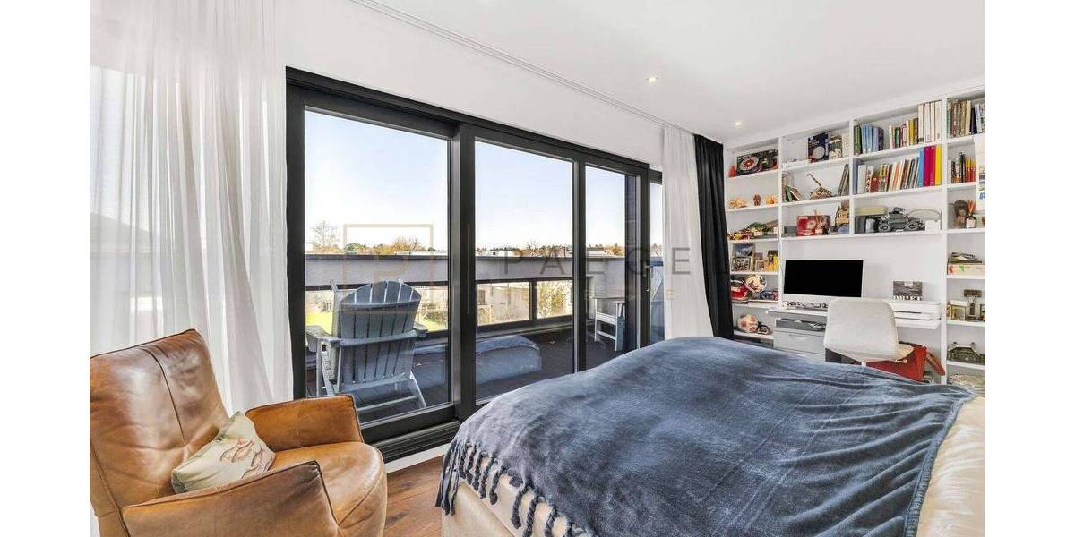 Reihenmittelhaus Potsdam Groß Glienicke - 5 Zimmer, 206 m&sup2;, 3.200&euro; | Angebot:26700128