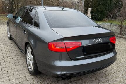 Audi A4 213.000 km 13.900 &euro; Meßstetten 72469